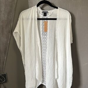 Steve Madden white coverup Open front Drop sleeve Neutral lightweight NWT